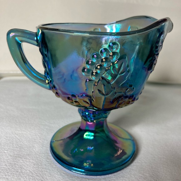 Vtg Indiana Blue Harvest Grape Carnival Glass Creamer - Picture 1 of 10